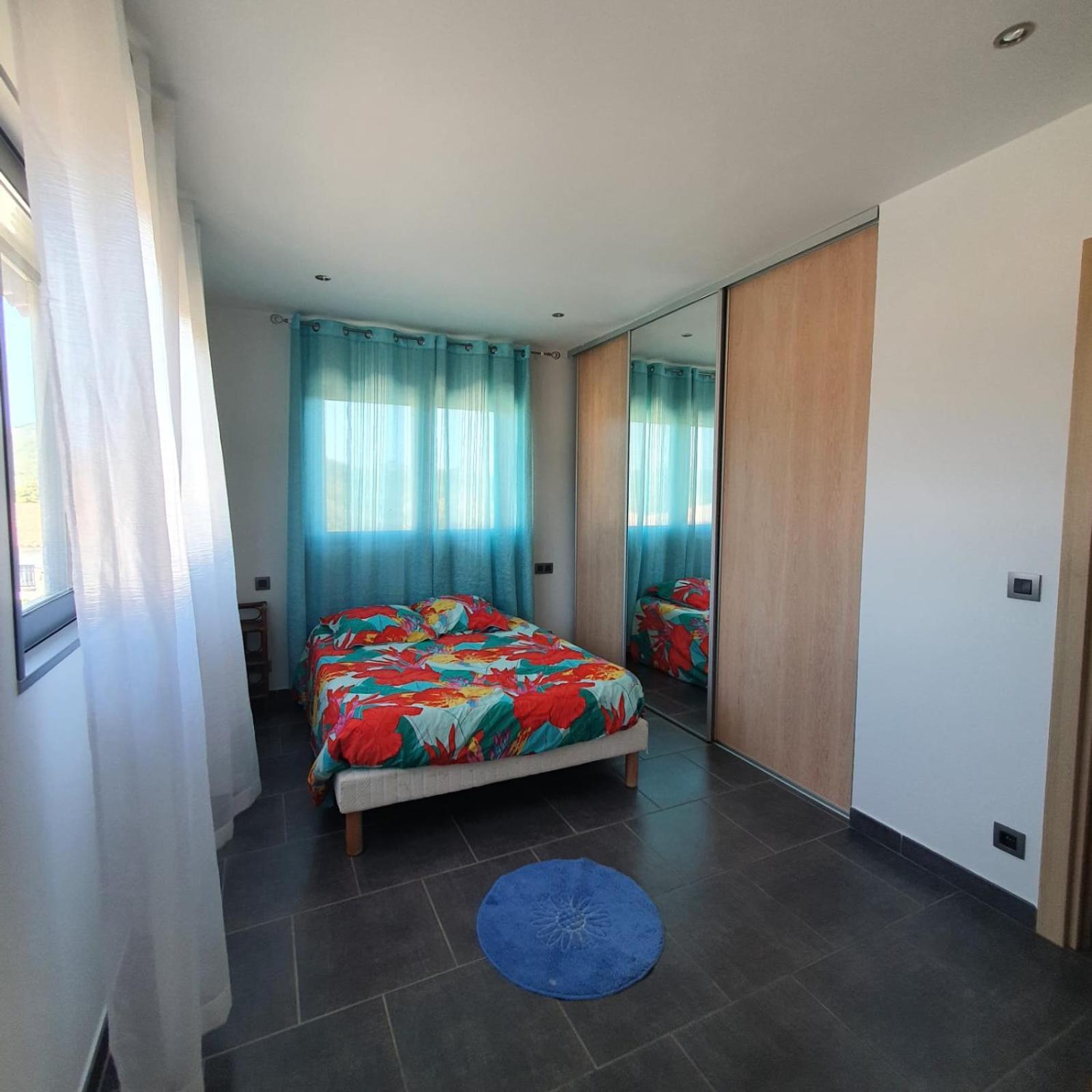 Chez J, Appartement A L'Etage, T3 Леччи Экстерьер фото