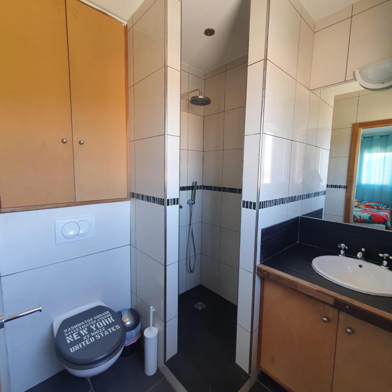 Chez J, Appartement A L'Etage, T3 Леччи Экстерьер фото